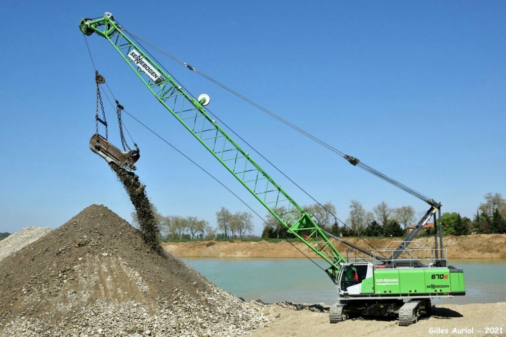 Sud Dragage, spécialiste du dragage, de l’extraction et de l’excavation - dragline verte